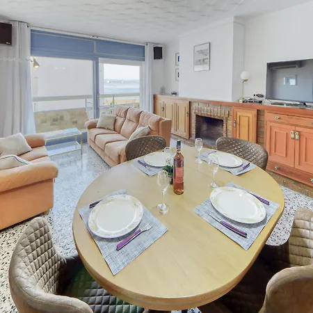 In With Terrace Views *
