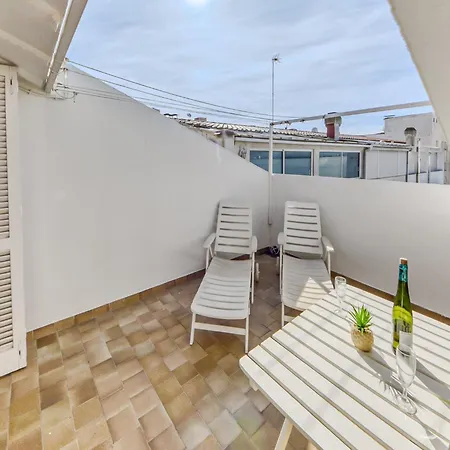 In With Terrace Views *