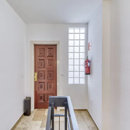 In With Terrace Views