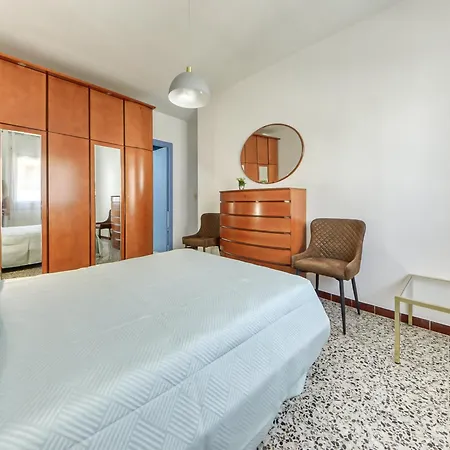 Апартаменты In With Terrace Views *